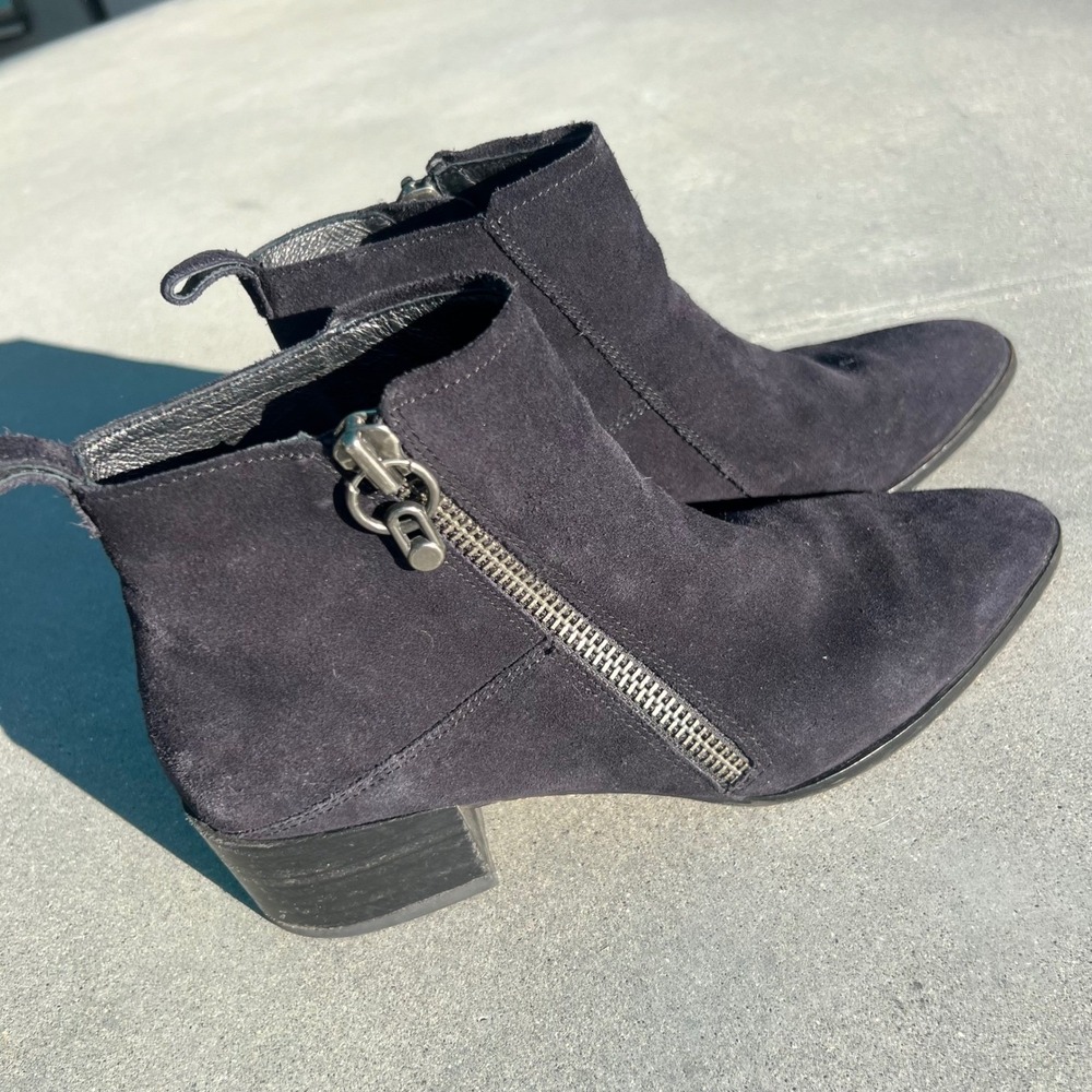 Donald Pliner Suede Ankle Boots Womens 8.5 Black Good